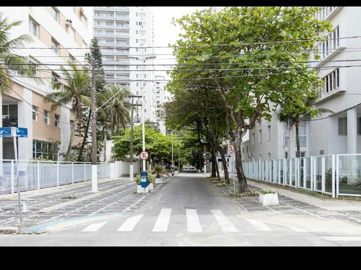 Pequeno E Aconchegante Meia Quadra Da Praia Guarujá Exterior photo